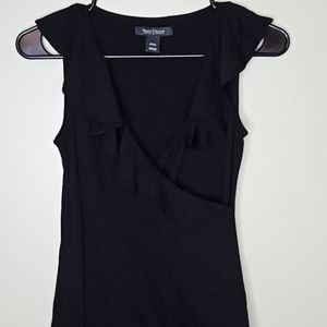 White House Black market sleeveless shirt